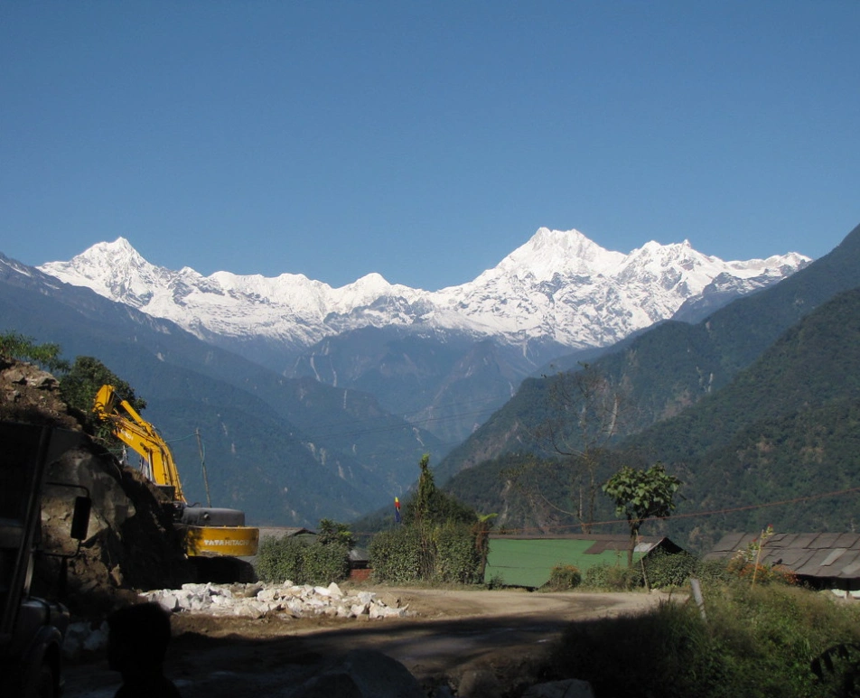 Kanchenjunga mountain view from Singhik Viewpoint